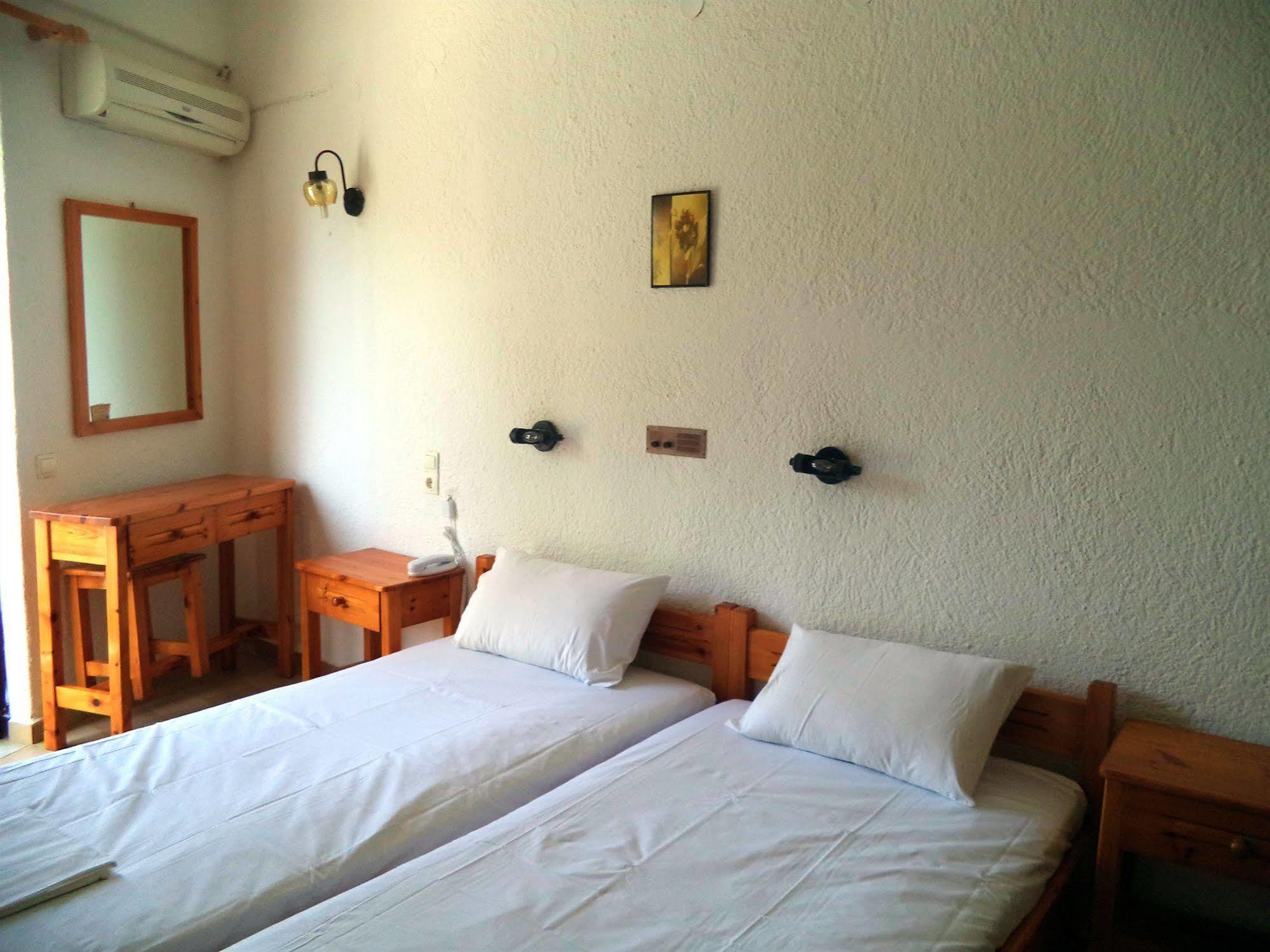 Gefyra Hotel Agios Nikolaos Exterior foto